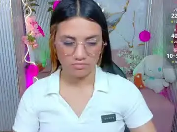Chaturbate Adult Webcam of chiara_tay