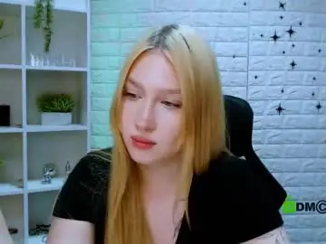 Chaturbate Live Sex Cam of playful_sophie