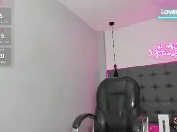 Chaturbate Watch Live Sex Cams of scarletcherry18