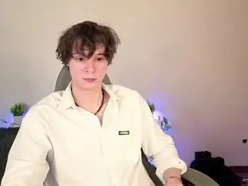 Chaturbate Live Sex Cam of anthonycutie