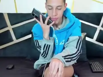 Chaturbate Watch Live Sex Cams of thiagos19
