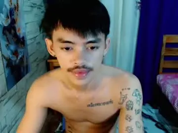 Chaturbate Free Porn Cam of urhunky_boy