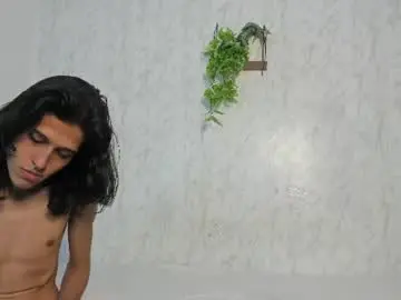 Chaturbate Adult Webcams of dady_show69
