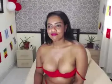 Chaturbate Adult Webcams of ebony_milf83