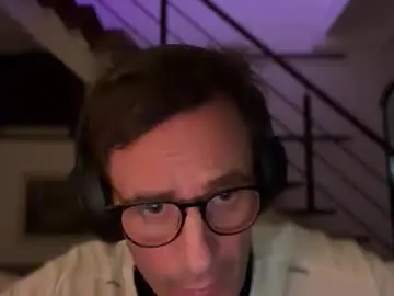 Chaturbate Live Sex Cam of hottttel