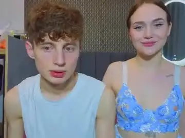 Chaturbate Watch Live Sex Cams of shiller22