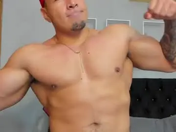 Chaturbate Live Porn of tyler_hank1