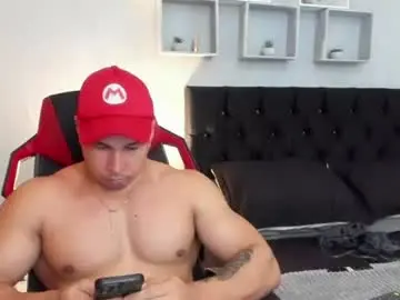 Chaturbate Live Porn of tyler_hank1