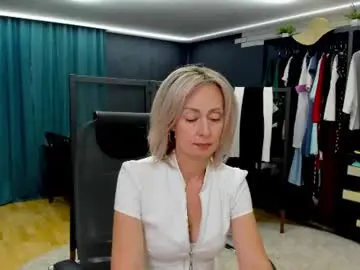 Chaturbate Adult Webcams of julia__cherry_