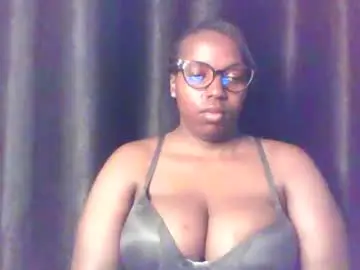 Chaturbate Free Porn Cam of queen_melanine