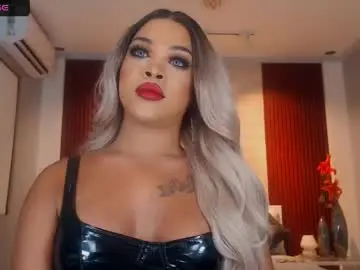 Chaturbate Free Porn Cam of urmajestytyra