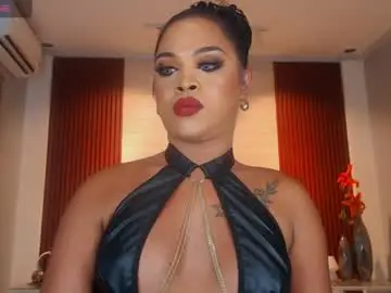 Chaturbate Adult Video Chat of urmajestytyra