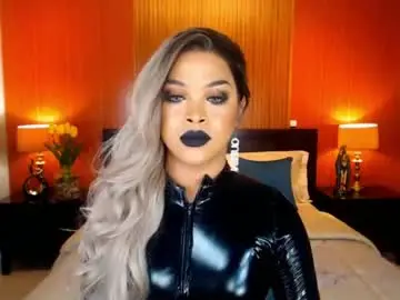 Chaturbate Free Porn Cam of urmajestytyra