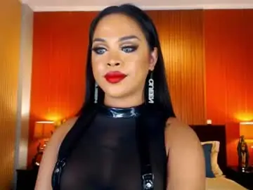 Chaturbate Adult Video Chat of urmajestytyra
