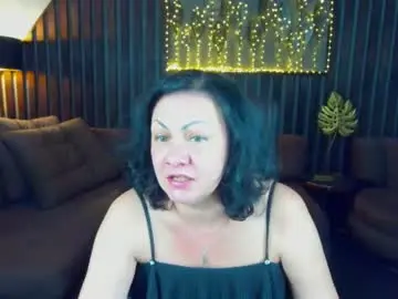 Chaturbate Free Porn Cam of irissmoon1