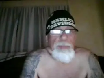 Chaturbate Live Sex Cam of laidbackluxury