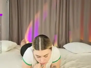 Chaturbate Free Porn Cam of momento_marie