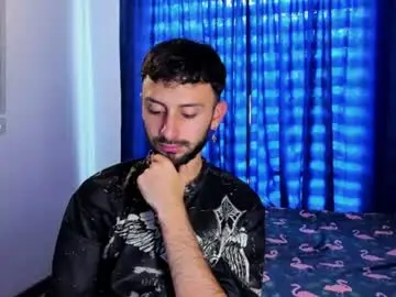 Chaturbate Sex Cam of santi_mateo