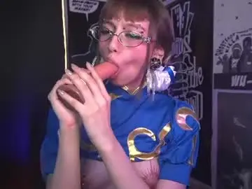 Chaturbate Watch Live Sex Cams of elle_uwu