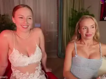 Chaturbate Free Porn Cam of mia_cloudy