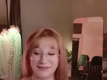 Chaturbate Free Porn Cam of morvelyn