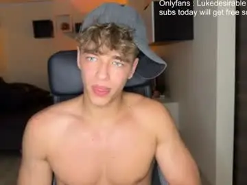 Chaturbate Free Porn Cam of lukedesirable