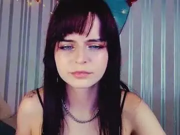 Chaturbate Nude Webcam of ariana_light
