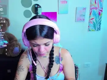Chaturbate Sex Cam of emma_boo_