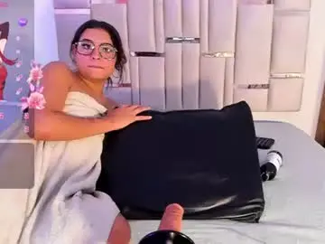 Chaturbate Adult Webcam of miikaela_banes
