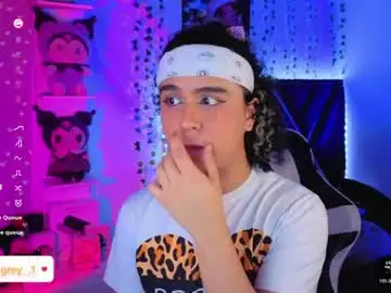 Chaturbate Best live sex cam show of derek_greyy_