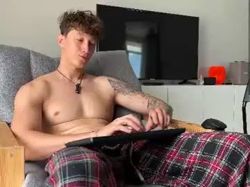 Chaturbate Free Porn Cam of lyon_power_
