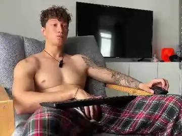Chaturbate Watch Live Sex Cams of lyon_power_