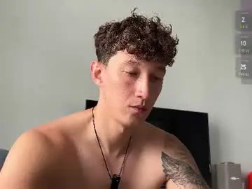 Chaturbate Live Sex Cam of lyon_power_