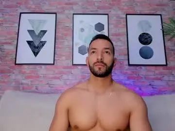 Chaturbate Live Sex Cam of jack_kum