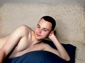 Chaturbate Adult Video Chat of robert10211