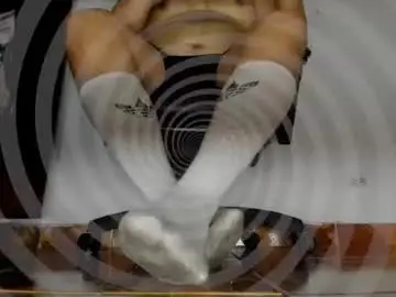 Chaturbate Live Sex Cam of alphafindom982