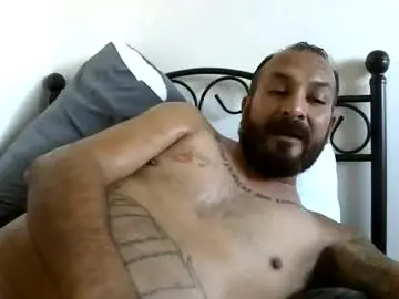 Chaturbate Sex Chat of larrabee13