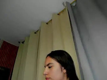 Chaturbate Live Sex Cam of scarlett_zin