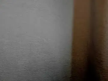 Chaturbate Live Sex Cam of scarlett_zin
