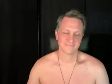 Chaturbate Adult Video Chat of thebatandthecat10