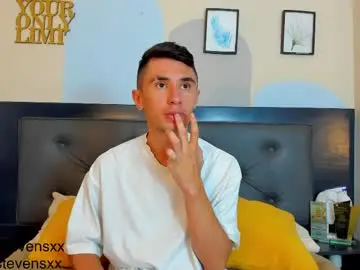 Chaturbate Live Sex Cam of jota_stevensxx