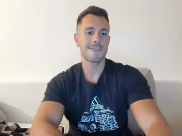 Chaturbate Free Porn Cam of roberto4ever
