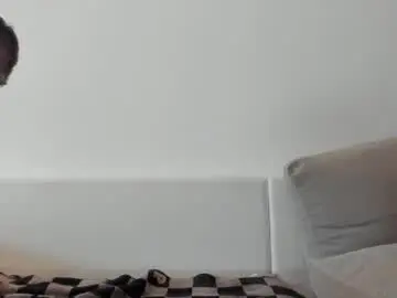 Chaturbate Free Live Porn of roberto4ever
