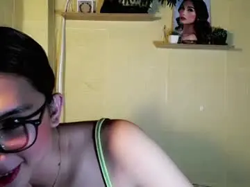 Chaturbate Watch Live Sex Cams of chinitaluxe