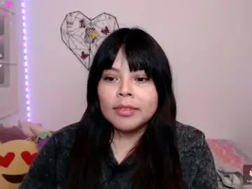 Chaturbate Live Sex Cam of elymoon