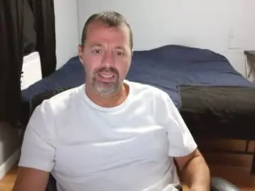 Chaturbate Live Sex Cam of airbornelunsford39