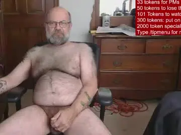 Chaturbate Live Sex Cam of hairydaddybear69