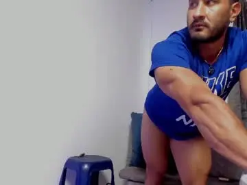 Chaturbate Live Sex Cam of curt_x