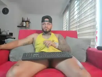 Chaturbate Live Sex Cam of dereckgreen