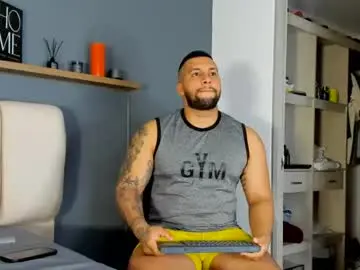 Chaturbate Free Porn Cam of frankmyles01